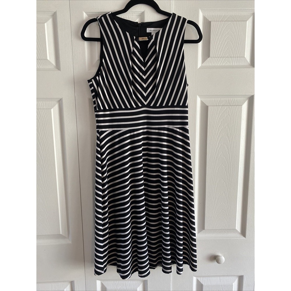 Liz Claiborne Striped Fit & Flare Dress Womens Size 10 Black White Chevron Poly